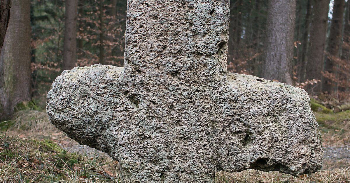 Берг железо. Хюльзер-Берг. Памятник Бергу.