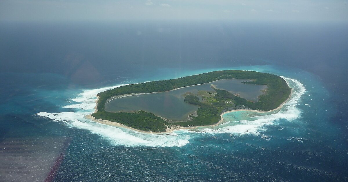 Northern island. Кокосовые острова Австралия. Атолл Палмерстон. Эллис остров Австралия. Кокосовые острова килинг.