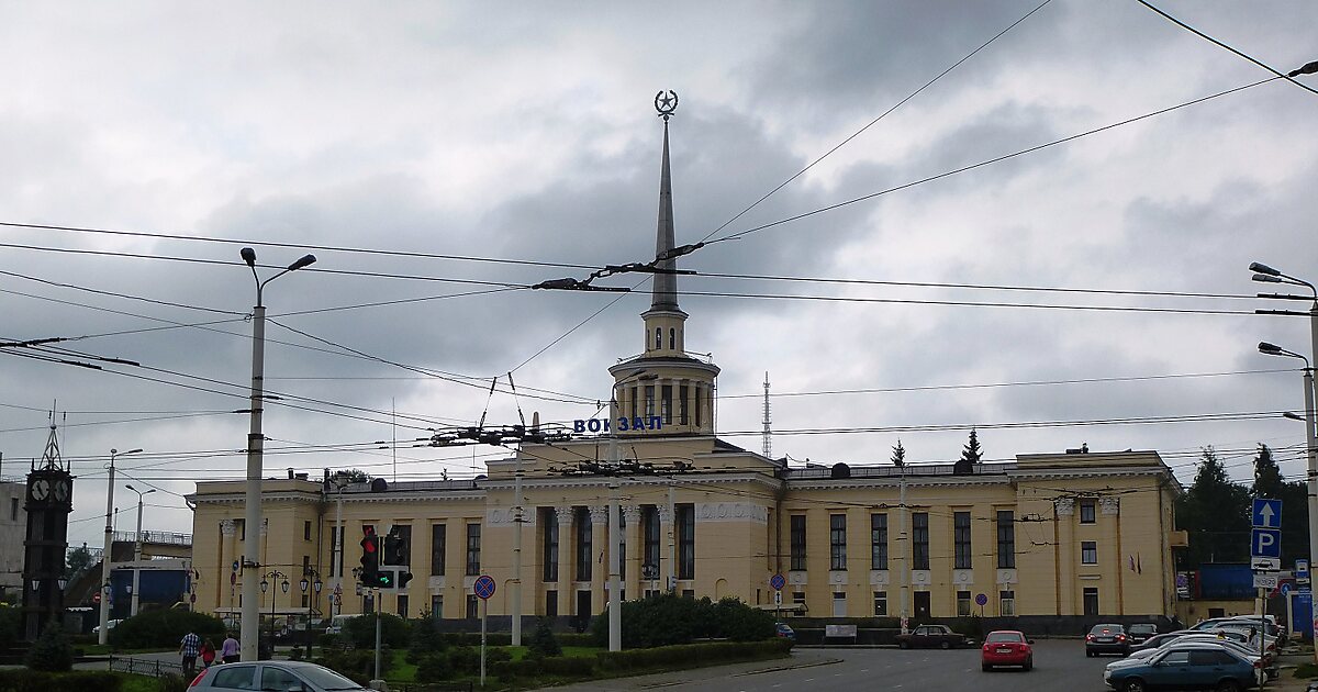 Petrozavodsk mo. Петрозаводск (станция). Станция Петрозаводск вокзал. Железнодорожный вокзал Петрозаводск, Петрозаводск. Петрозаводский ЖД вокзал.