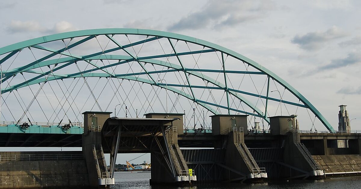 Fox Point Hurricane Barrier in East Providence, Rhode Island | Tripomatic