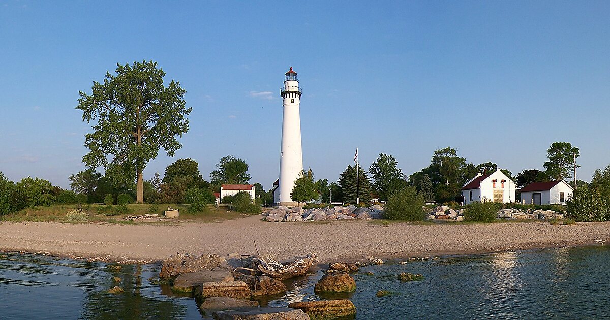 Wind Point Light in Wind Point, Wisconsin, United States | Tripomatic