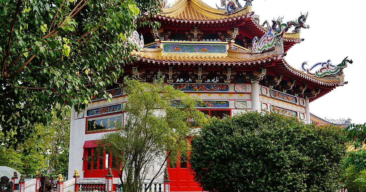 碧山, 新加坡的光明山普覺禪寺 | Sygic Travel 碧山, 新加坡的光明山普覺禪寺 