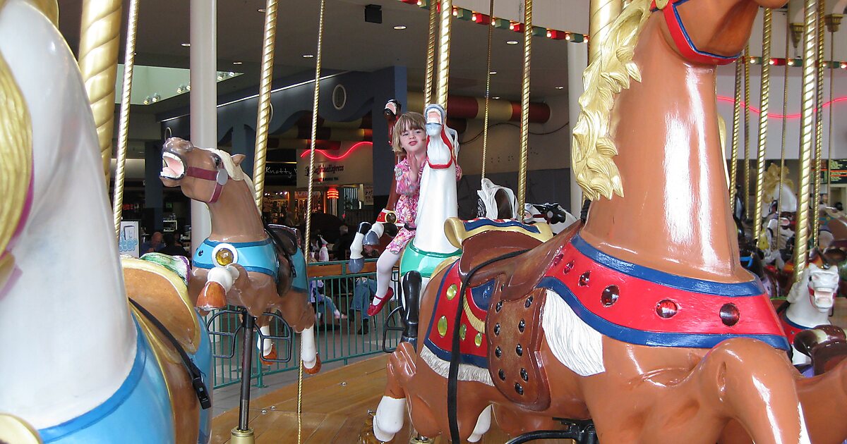 Jantzen Beach Center in Hayden Island, Portland, Oregon Sygic Travel