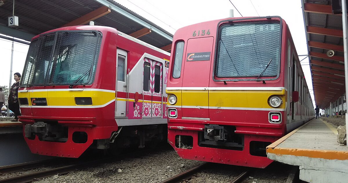 KRL Commuterline In Jakarta, Indonesia | Sygic Travel