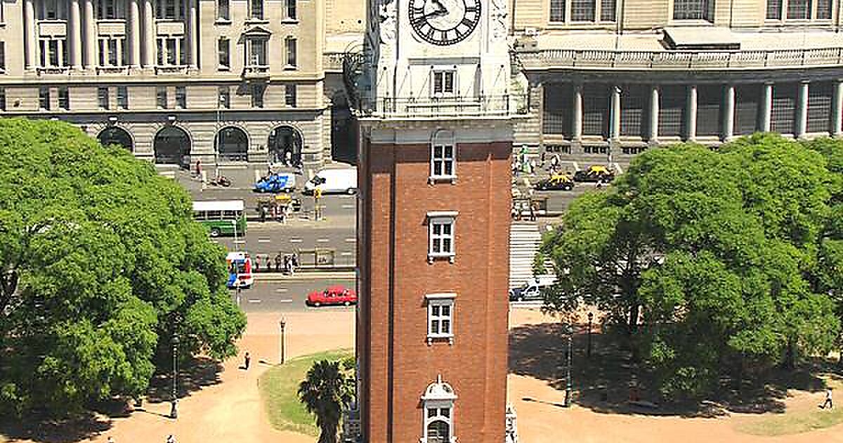 Torre Monumental in Retiro, Buenos Aires, Argentina | Tripomatic