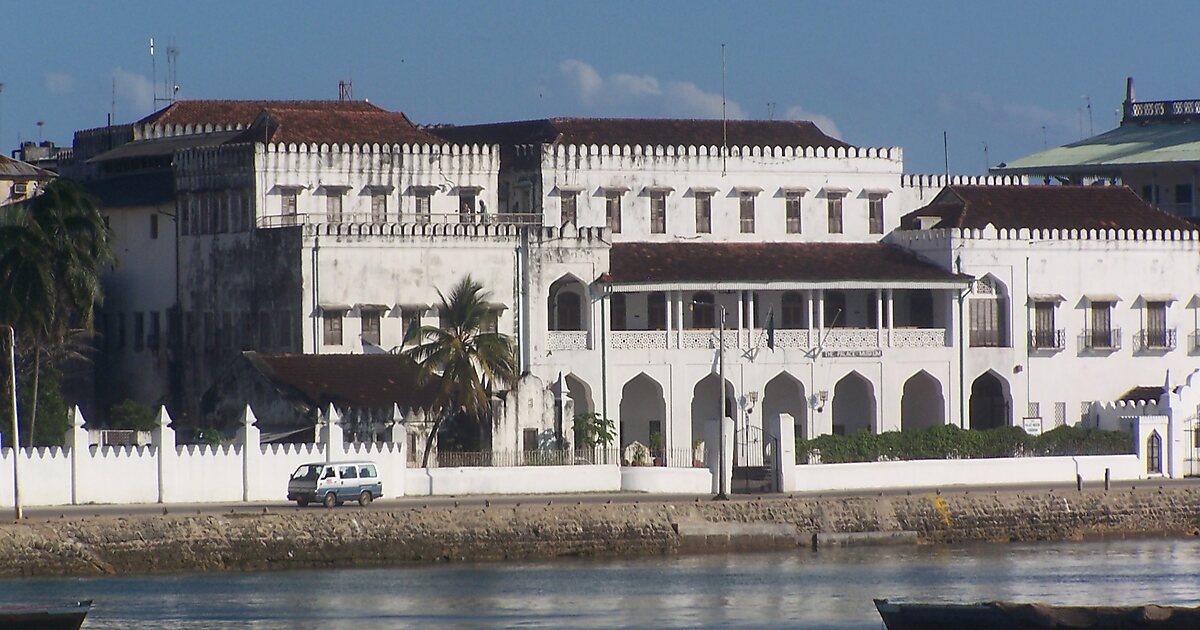 Sultan's Palace in Stone Town, Zanzibar City, Tanzania | Tripomatic