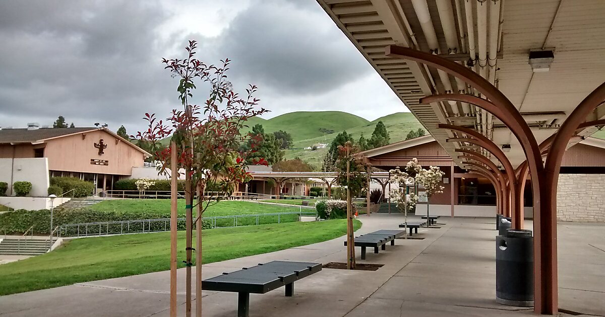 Mission San Jose High School in Fremont, California Sygic Travel