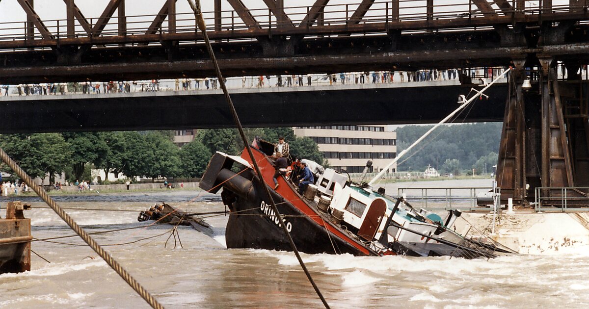 Rheinbrücken Maxau in Deutschland Tripomatic