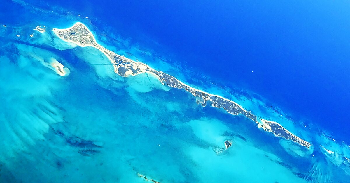 Great Guana Cay in Hope Town, Bahamas | Tripomatic