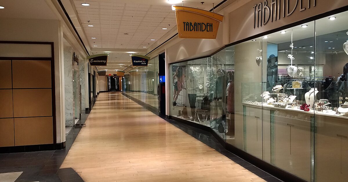 Mazza Gallerie in Friendship Heights, Washington D.C. | Sygic Travel