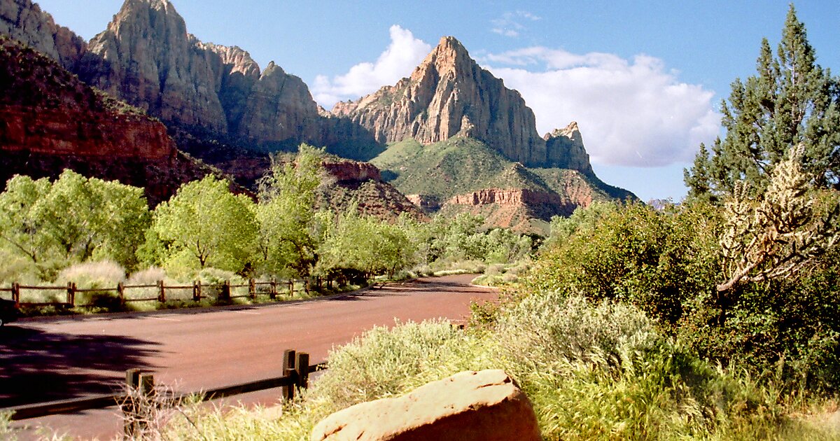 Zion Canyon Scenic Drive in Utah, United States | Tripomatic