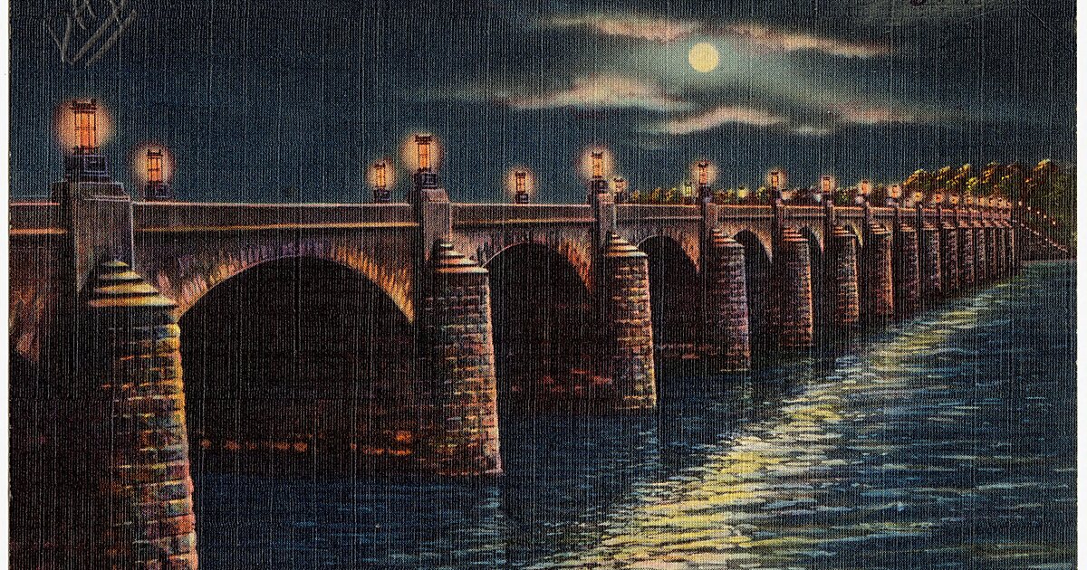 Market Street Bridge in Harrisburg, Pennsylvania | Tripomatic