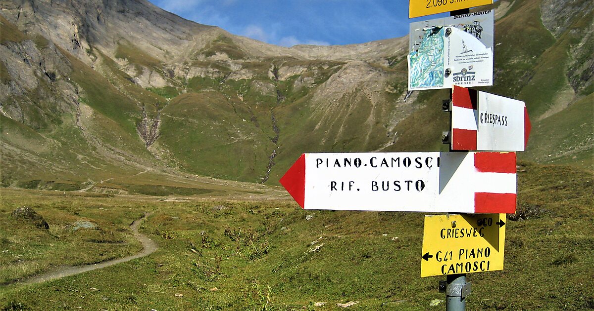 Griespass in Alpen, Schweiz Sygic Travel