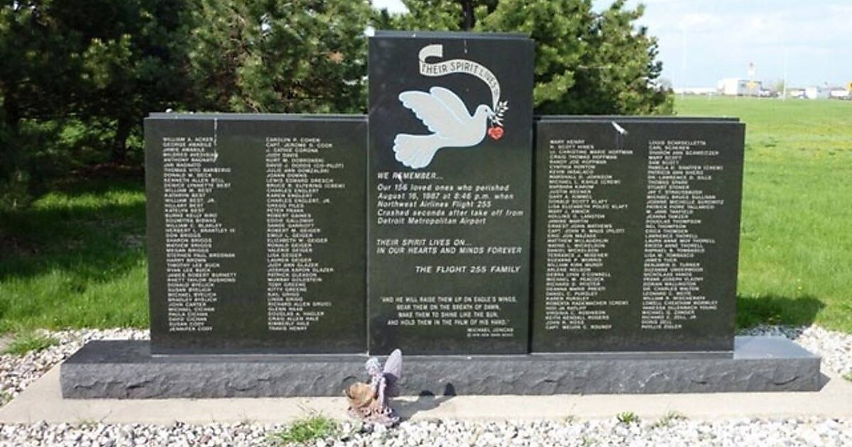 Northwest Airlines Flight 255 in Romulus, Michigan Sygic Travel