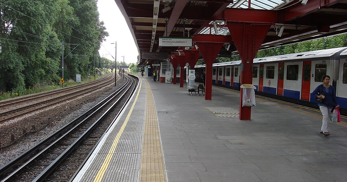 Upminster Bridge in London, Vereinigtes Königreich Sygic Travel