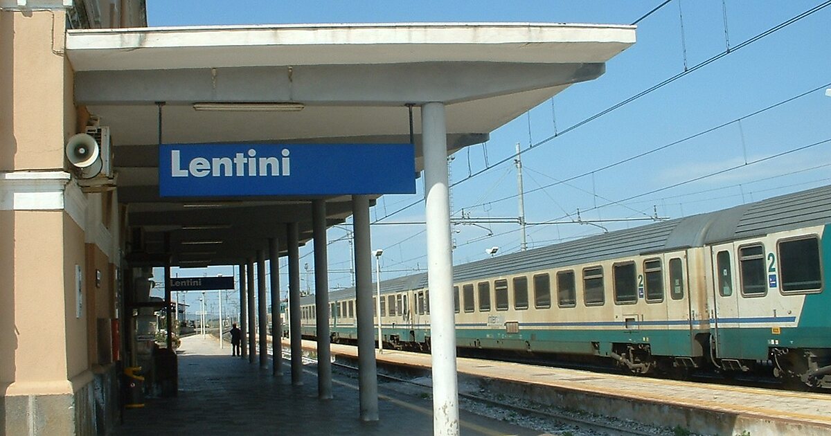 Lentini Lentini, Italia Tripomatic