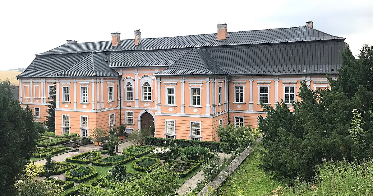Schloss Nové Hrady in Nové Hrady, Tschechien Sygic Travel