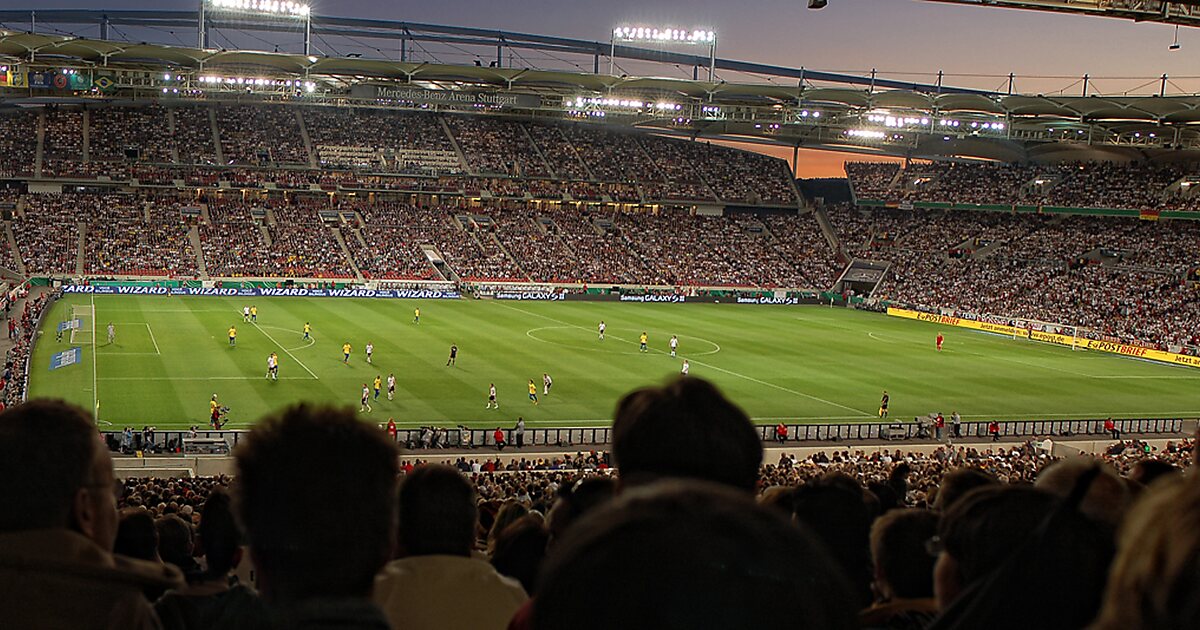 Mercedes-Benz Arena (Berlin) - Wikipedia