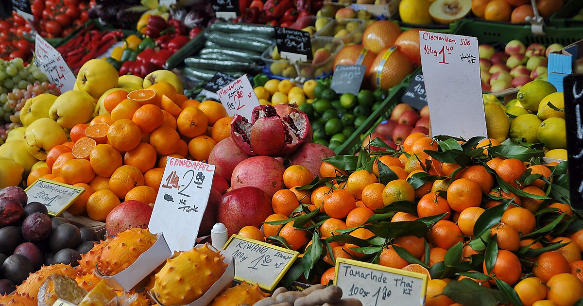 Naschmarkt in Vienna, Austria | Tripomatic