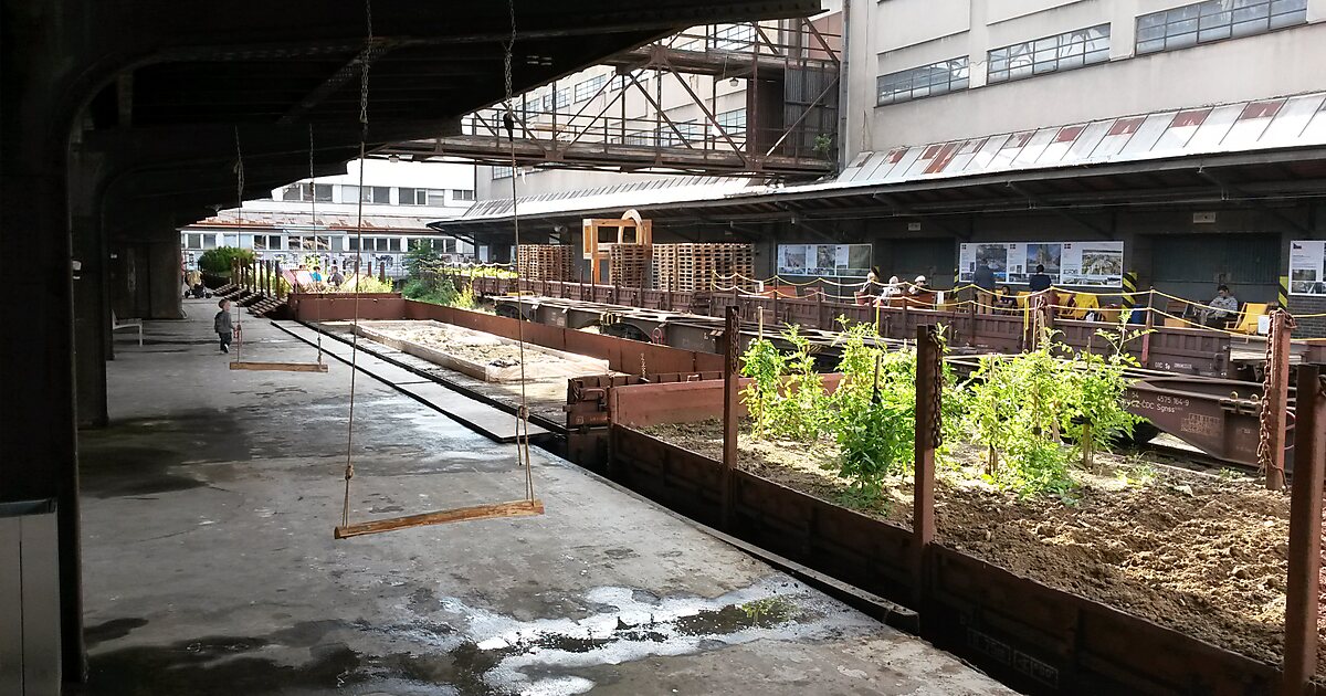 Parkoviště U Nádraží Žižkov Freight Station in Prague, Czechia | Tripomatic