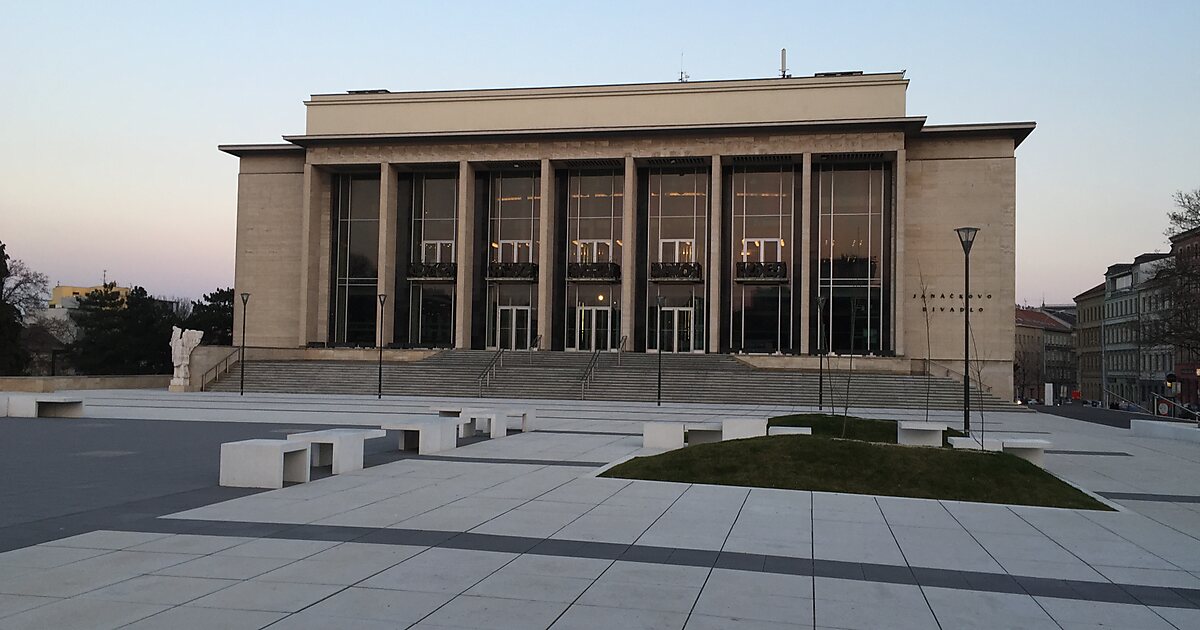 Janáček-Theater in Brünn, Tschechien | Tripomatic