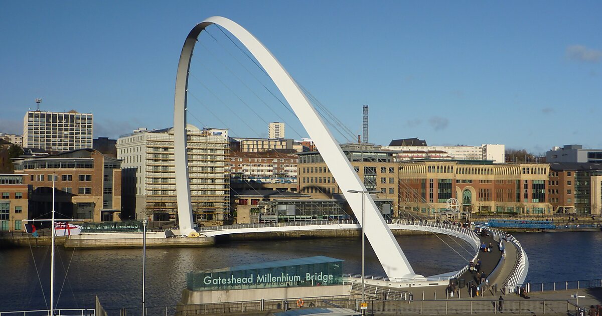 Gateshead Millennium Bridge in Gateshead, United Kingdom | Sygic Travel