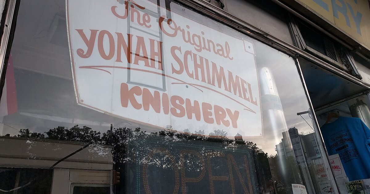 Yonah Shimmel Knish Bakery in Manhattan, New York City, United States ...