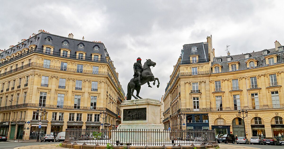 Place des Victoires in 2nd arrondissement of Paris, France | Sygic Travel