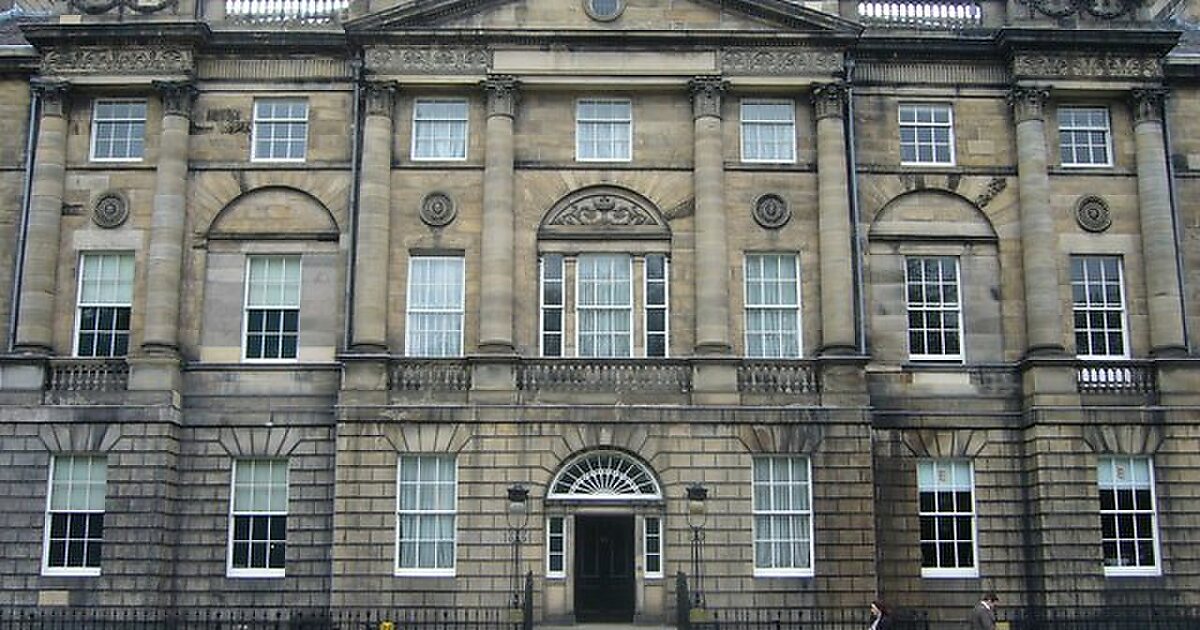 House in City of Edinburgh, UK Sygic Travel