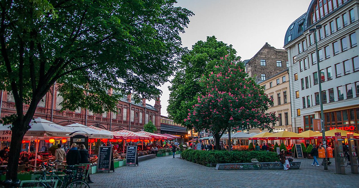 Hackescher Markt Берлин. Хакешер Маркт. Германия, Берлин, Хаккешер Маркт, 2. Художественные галереи Hackescher Markt. M a r k e t