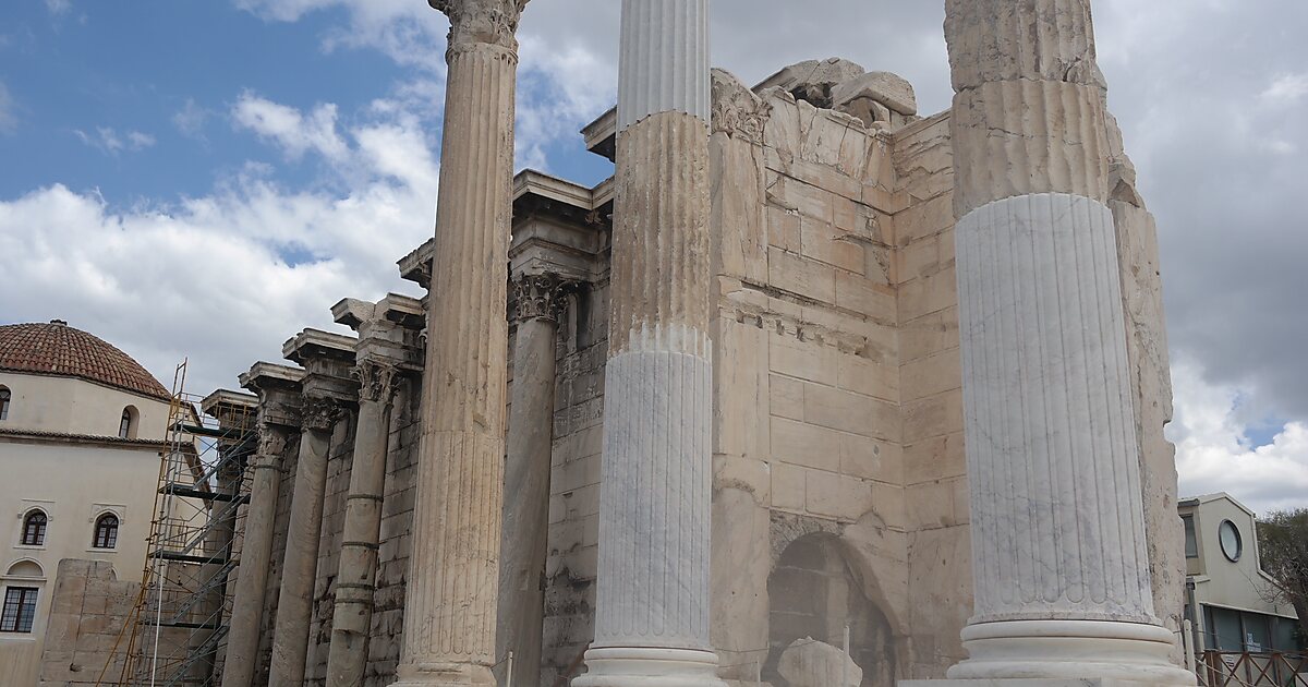 Библиотека адриана в афинах