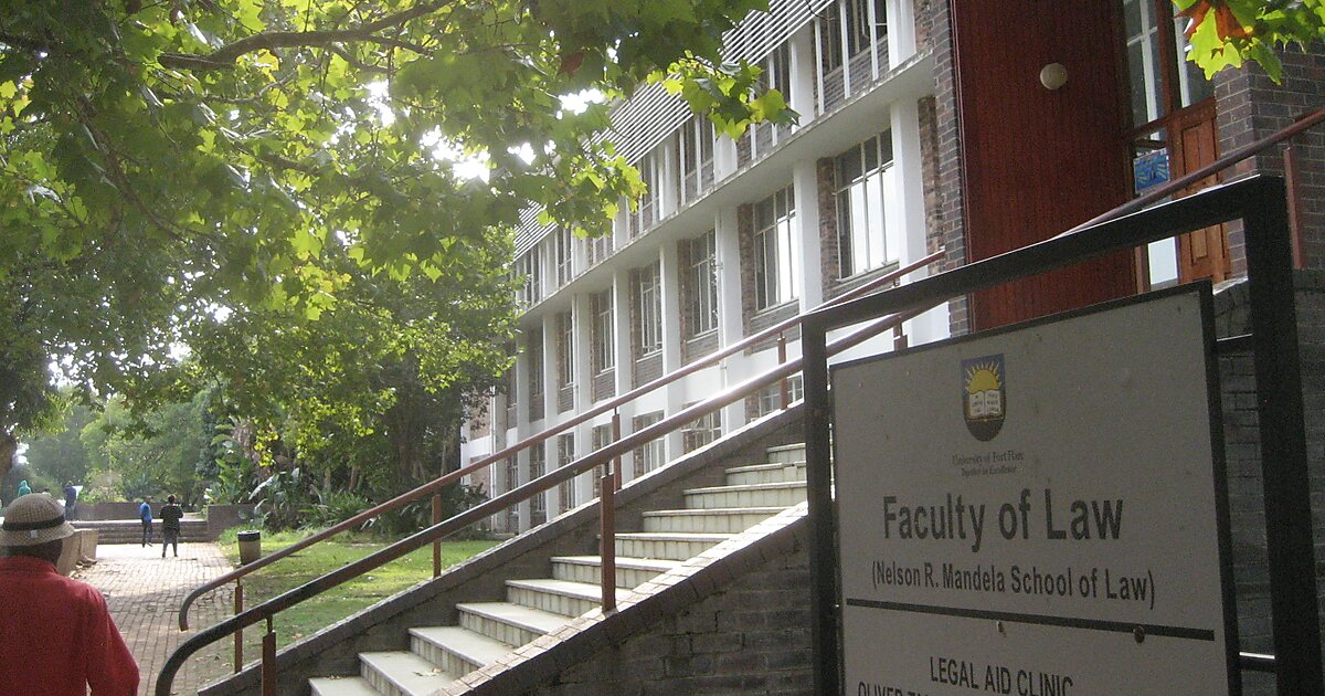 UNIVERSITY OF FORT HARE visual data 6