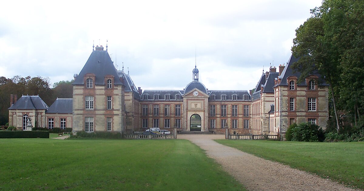 Château de Pontchartrain in Jouars-Pontchartrain, France | Sygic Travel
