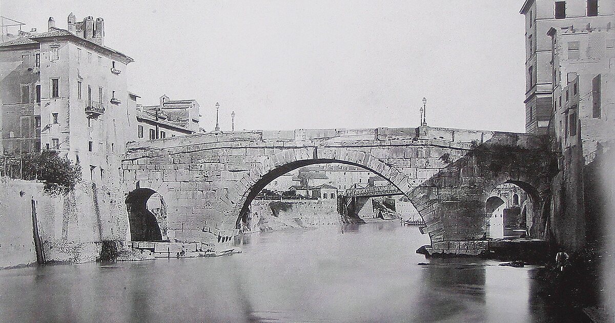 Puente Cestio en Roma, Italia Tripomatic