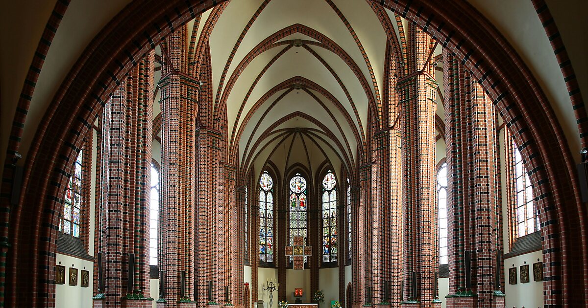 St. Peter und Paul in Katowice, Polska Sygic Travel