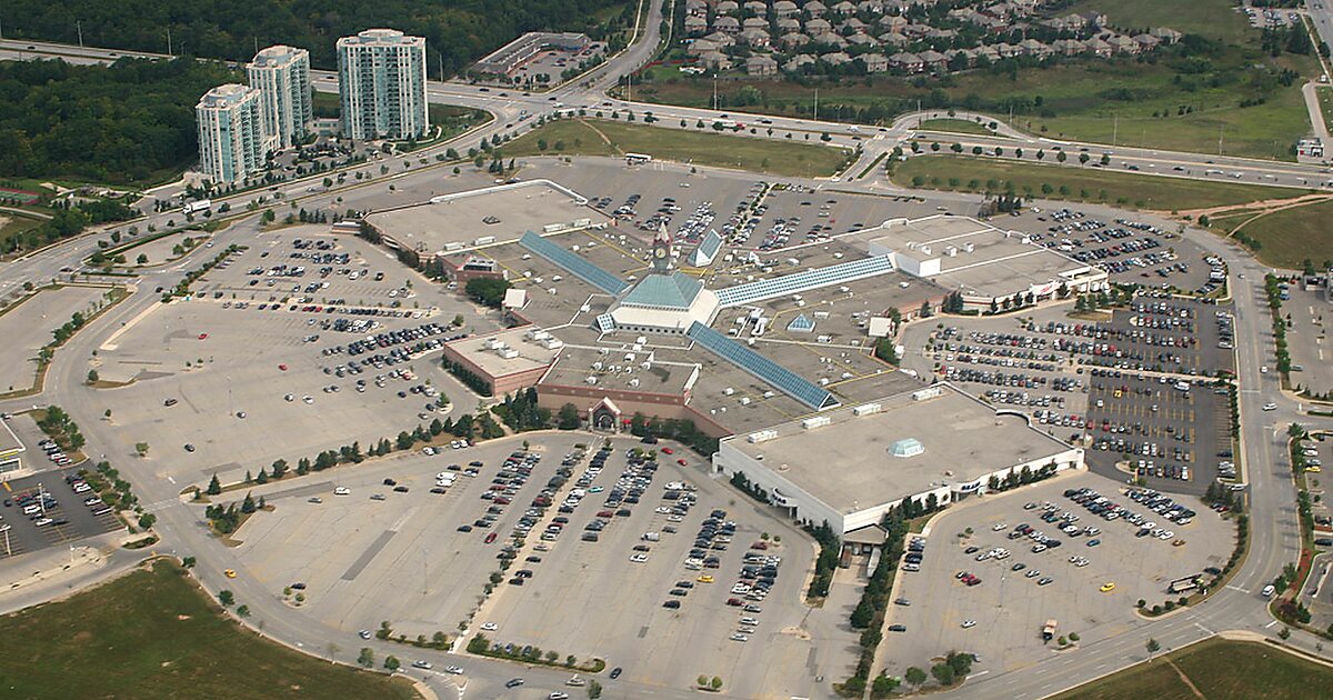 Erin Mills Town Centre in Mississauga, Canada | Tripomatic