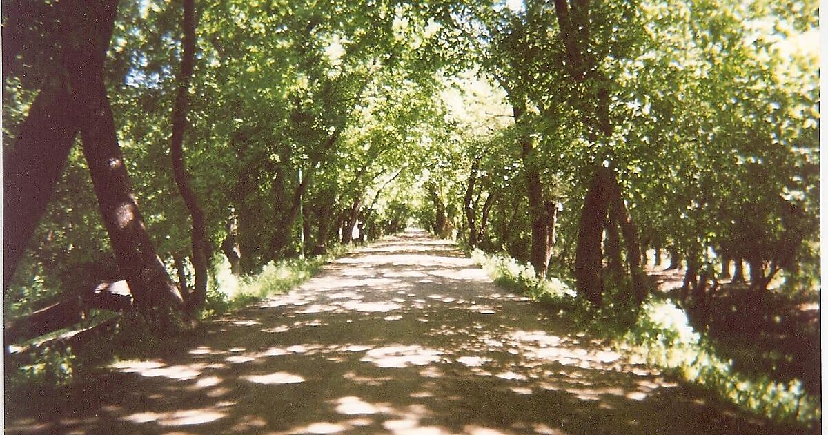 Ex Estación Dique Luján en Dique Luján, Argentina Tripomatic