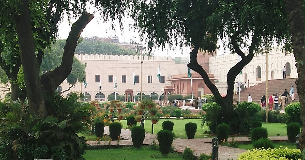 Tomb of Allama Iqbal in Lawr, Pakistan | Sygic Travel