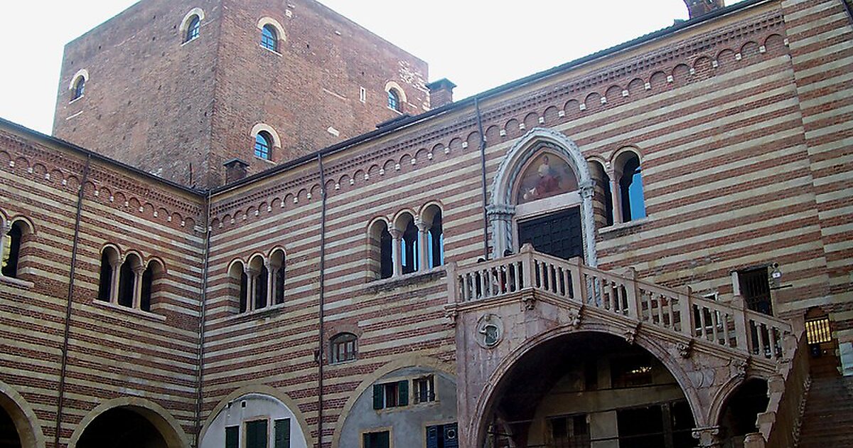 Palazzo Della Ragione In Verona Italy Sygic Travel