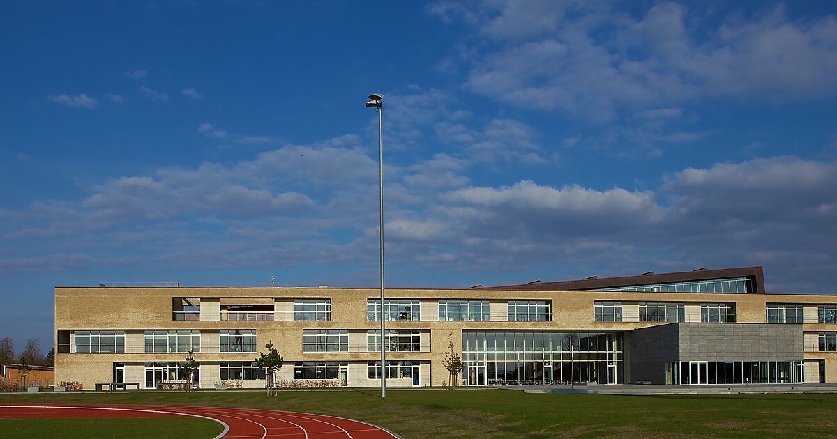 A. P. Møller School in Schleswig, Deutschland Sygic Travel