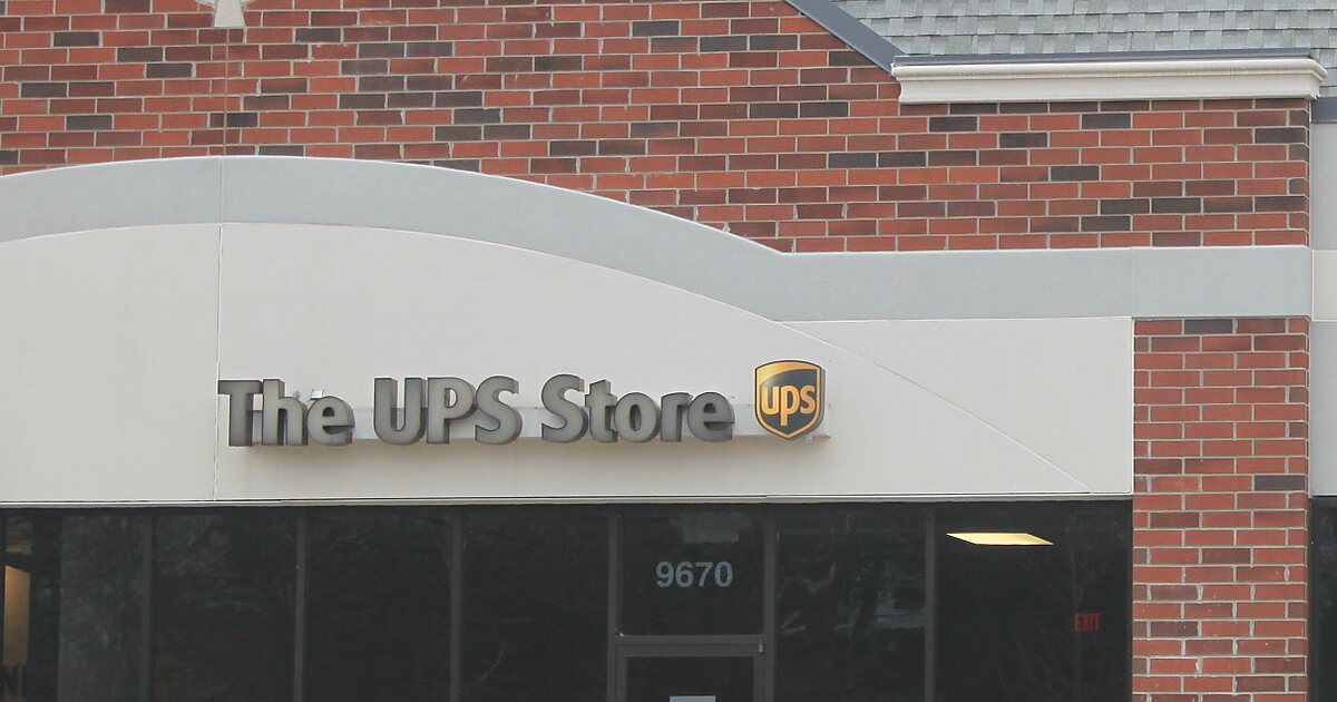 The UPS Store in Raleigh Hills, Oregon, Beaverton, Oregon, United
