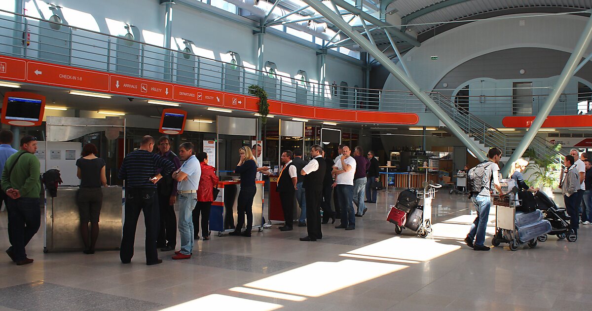 Karlovy Vary International Airport in Karlovarský kraj, Czechia | Sygic ...