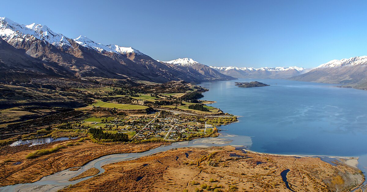 Lake Wakatipu in South Island, New Zealand | Tripomatic