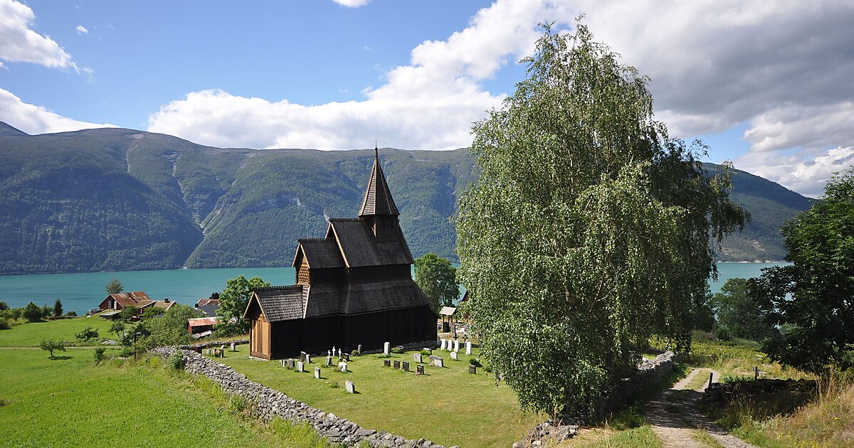 Iglesia de madera de Urnes en Ornes, Noruega | Sygic Travel