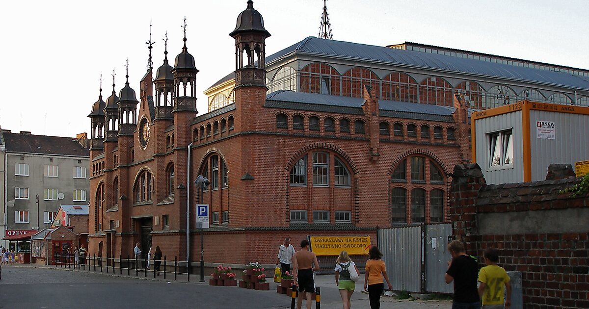 Market Hall in Śródmieście, Gdańsk, Poland | Tripomatic