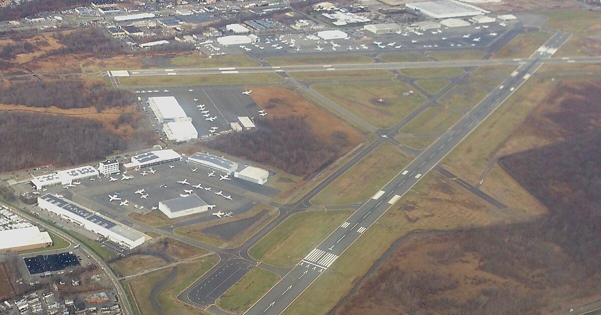 Teterboro Airport in Bergen County, New Jersey | Tripomatic