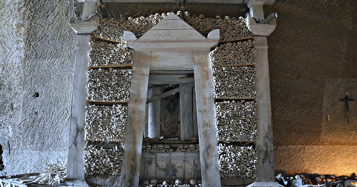 Fontanelle Cemetery in Naples Italy Sygic Travel