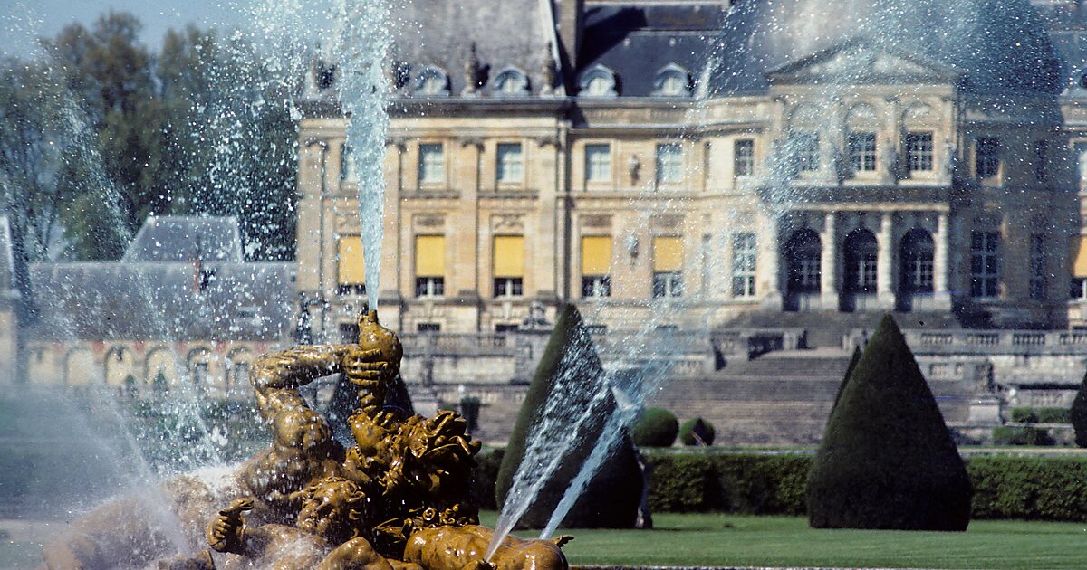 Chateau de Vaux-le-Vicomte in Maincy - Tours and Activities