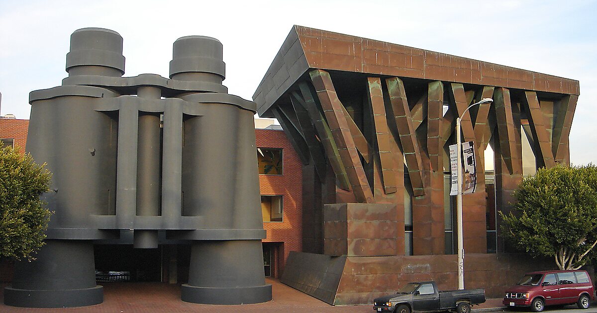 Binoculars building in Venice, Los Angeles Sygic Travel