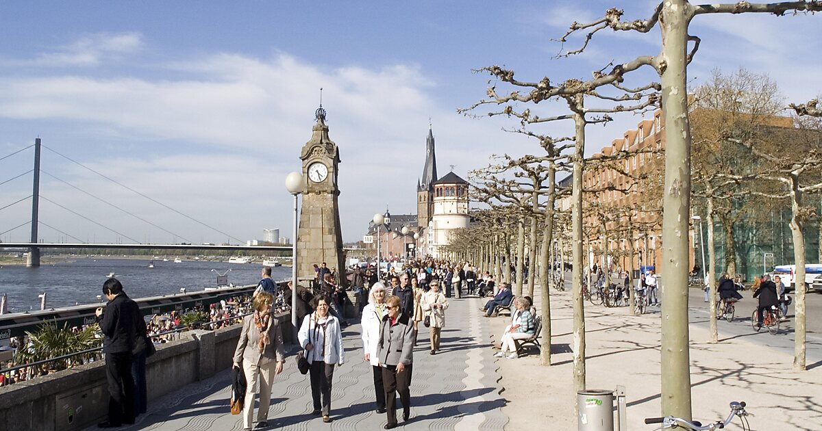 Rhine Promenade w Carlstadt, Düsseldorf | Tripomatic